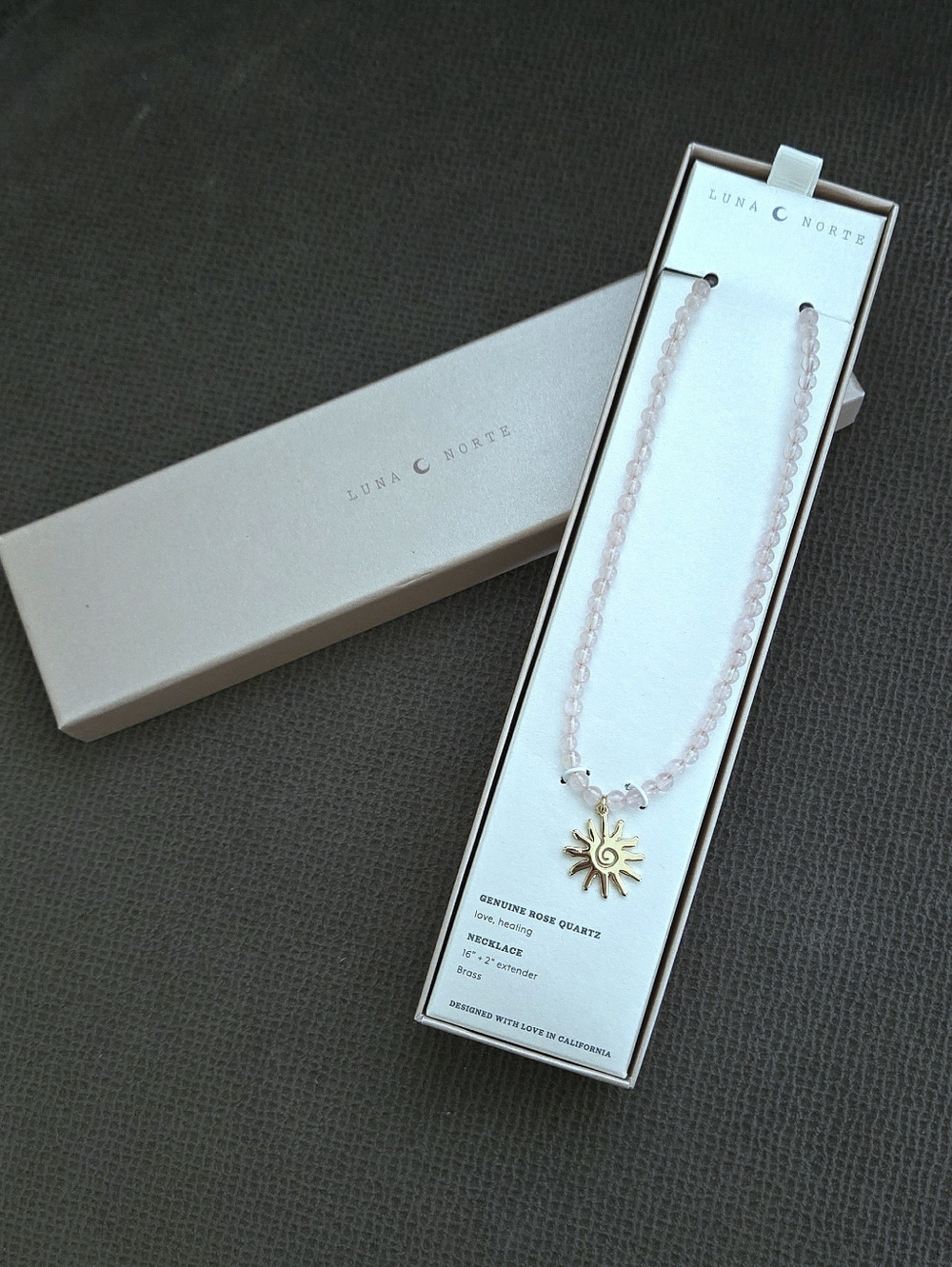 Luna🌙 Norte Rose🌹 Quartz Necklace with Stationary Gold💛 Sun☀️ Pendant - NIB - Picture 13 of 16